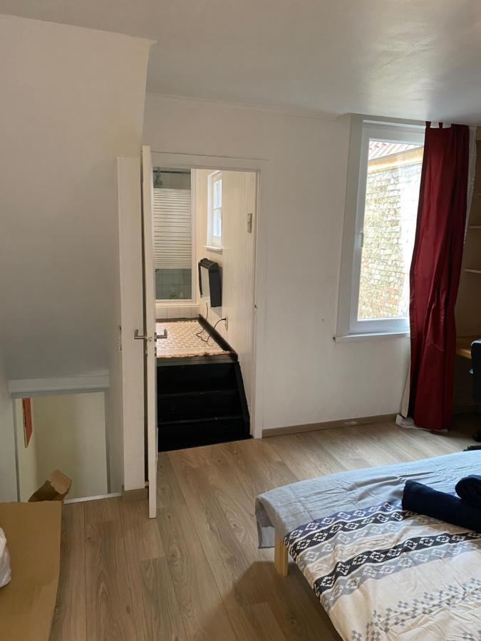 Hébergement de vacances Large 3 Bedroom House With Terrace In The Center Of Bruges *