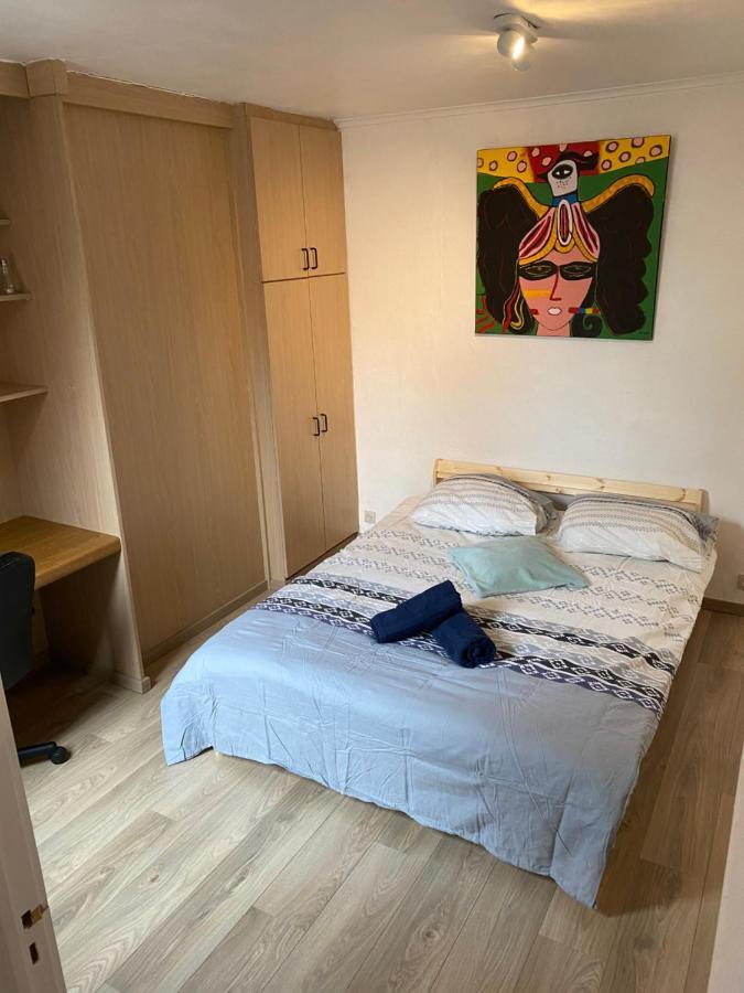 Hébergement de vacances Large 3 Bedroom House With Terrace In The Center Of Bruges *